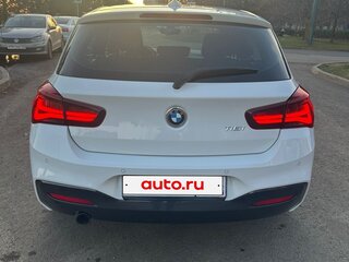 2019 BMW 1 серии 118i II (F20/F21) Рестайлинг 2, белый, 2080000 рублей, вид 3