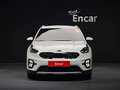 2021 Kia Niro I Рестайлинг, белый, 1600000 рублей - вид 2