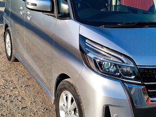 2019 Nissan Dayz Roox I Рестайлинг, серый, 970000 рублей, вид 5