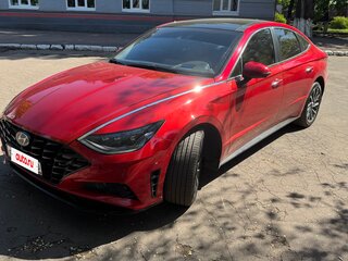 2020 Hyundai Sonata VIII (DN8), красный, 2250000 рублей, вид 2