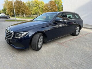 2018 Mercedes-Benz E-Класс 200 d V (W213, S213, C238), синий, 2165000 рублей, вид 4