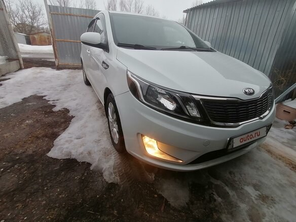 2013 Kia Rio 5-speed III, белый, 985000 рублей - вид 18