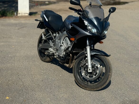 2008 Yamaha FZ6, серебристый, 450000 рублей