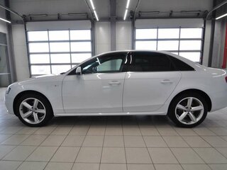 2011 Audi A4 IV (B8), белый, 2000000 рублей, вид 4