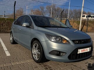 2010 Ford Focus II Рестайлинг, серый, 750000 рублей, вид 3