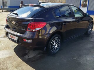 2015 Chevrolet Cruze I Рестайлинг, коричневый, 1150000 рублей, вид 3