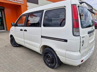 2002 Toyota Town Ace III, белый, 500000 рублей, вид 4