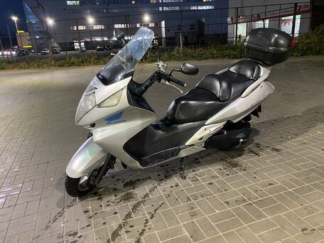 2001 Honda Silver Wing 600, серебристый, 330000 рублей, вид 5