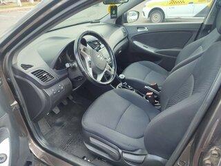 2014 Hyundai Solaris I Рестайлинг, коричневый, 975499 рублей, вид 5