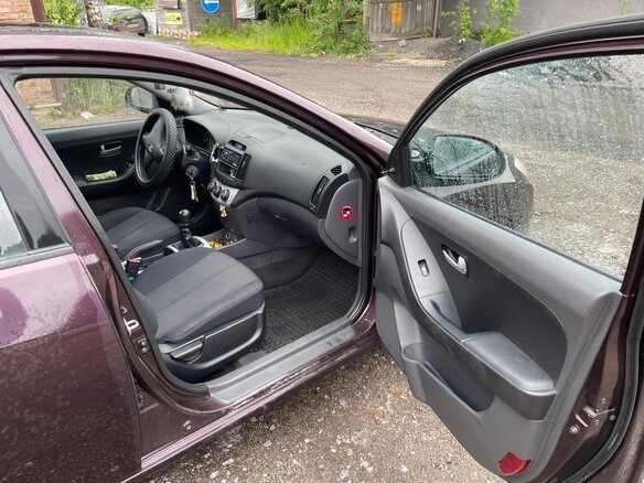 2008 Hyundai Elantra IV (HD), красный, 530000 рублей - вид 5