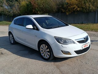 2011 Opel Astra J, белый, 870000 рублей, вид 4