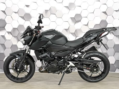2018 Kawasaki Z 400, чёрный, 569000 рублей, вид 4