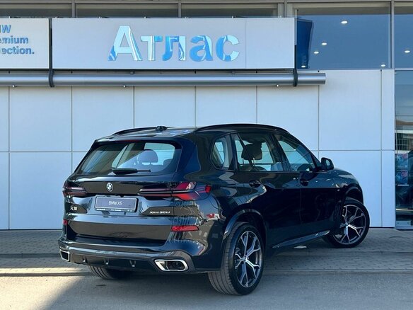 2025 BMW X5 Long 30Li IV (G05/G18) Рестайлинг, чёрный, 10990000 рублей - вид 7