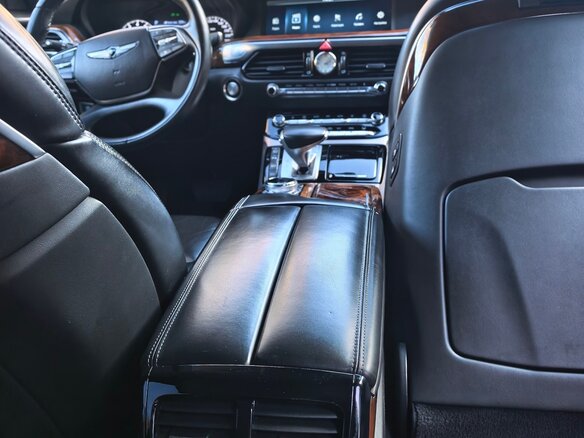 2017 Genesis G90 Limousine I, чёрный, 2999999 рублей - вид 9