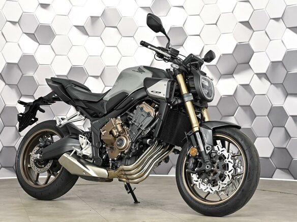 2024 Honda CB 650R, серый, 1199000 рублей