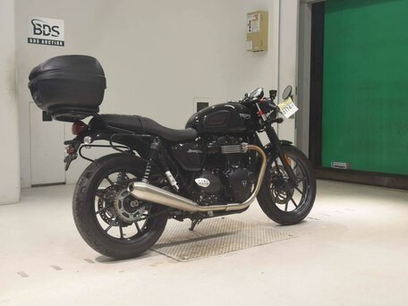 2018 Triumph Street Twin, чёрный, 699000 рублей, вид 5