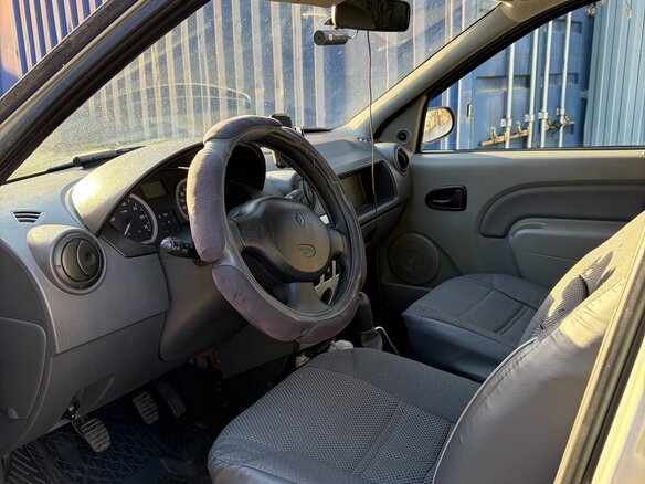 2008 Renault Logan I, серый, 300000 рублей - вид 3