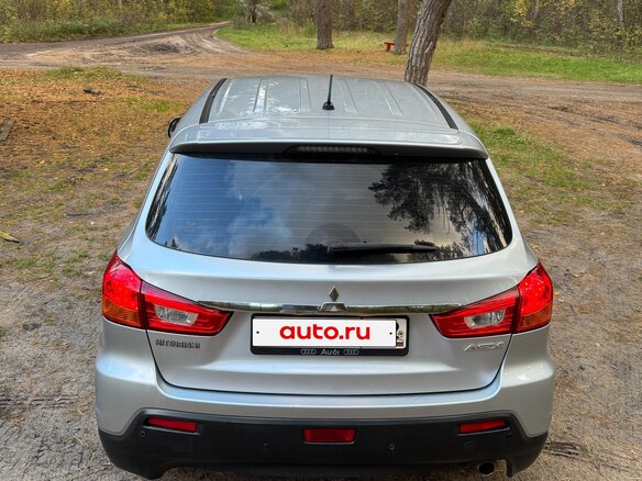 2011 Mitsubishi ASX I, серебристый, 950000 рублей - вид 4