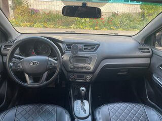 2012 Kia Rio 4-speed III, серый, 800000 рублей, вид 5