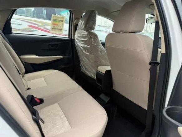 2026 Toyota Yaris XP150 Рестайлинг 2, белый, 1500000 рублей - вид 5