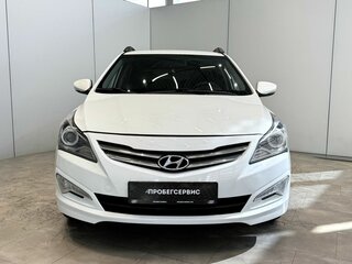 2015 Hyundai Solaris I Рестайлинг, белый, 1025000 рублей, вид 2