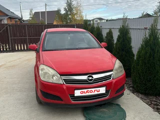 2007 Opel Astra H Рестайлинг, красный, 330000 рублей, вид 2