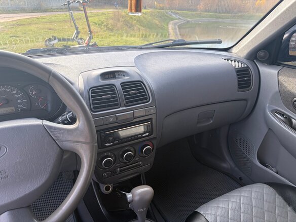 2004 Hyundai Accent ТагАЗ II, бежевый, 354000 рублей - вид 19