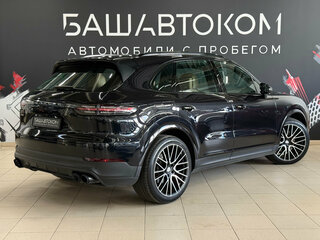 2018 Porsche Cayenne III, чёрный, 4690000 рублей, вид 4