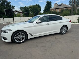 2018 BMW 5 серии 520d VII (G30/G31/G38), белый, 3000000 рублей, вид 5
