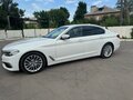 2018 BMW 5 серии 520d VII (G30/G31/G38), белый, 3000000 рублей - вид 4