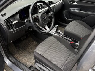 2018 Kia Rio IV, серый, 1400000 рублей, вид 5