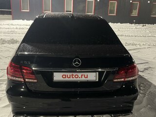 2015 Mercedes-Benz E-Класс 300 IV (W212, S212, C207) Рестайлинг, чёрный, 2600000 рублей, вид 5