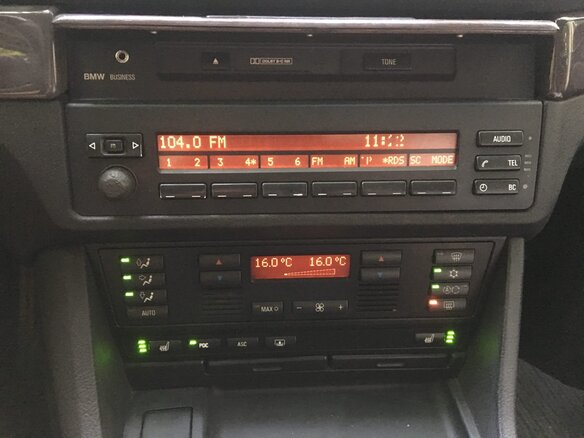 2002 BMW 5 серии 525i IV (E39) Рестайлинг, серебристый - вид 15