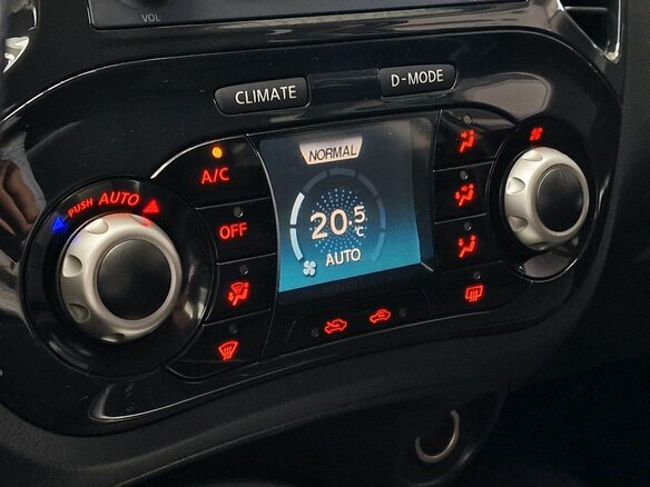 2012 Nissan Juke I, белый - вид 17