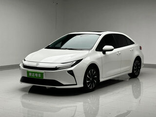 2026 Toyota Corolla XII (E210) Рестайлинг 2, белый, 2127335 рублей, вид 1