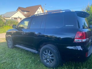 2011 Toyota Land Cruiser 200 Series, чёрный, 3050000 рублей, вид 2