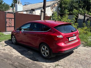 2011 Ford Focus III, красный, 680000 рублей, вид 4
