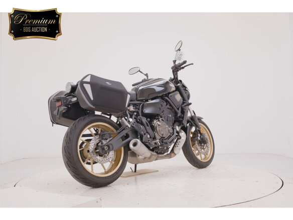2021 Yamaha XSR700, чёрный, 760000 рублей - вид 4