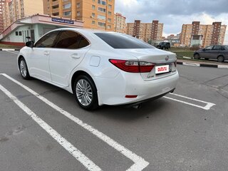 2013 Lexus ES 250 VI, белый, 1950000 рублей, вид 4
