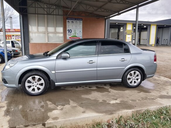 2007 Opel Vectra C Рестайлинг, серебристый, 600000 рублей - вид 4