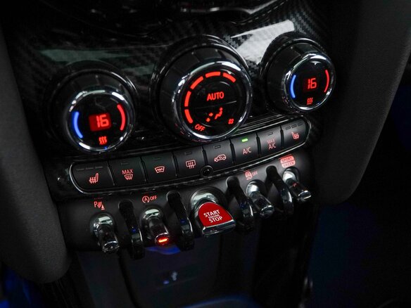 2019 Mini Hatch JCW III (F55/F56) Рестайлинг, серый - вид 17