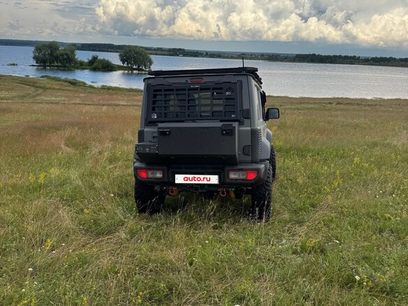 2019 Suzuki Jimny Sierra IV, серый, 2400000 рублей - вид 10