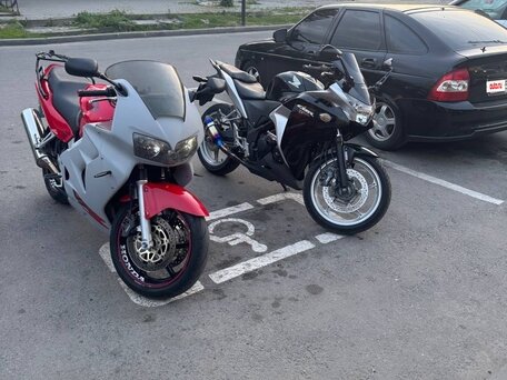2011 Honda CBR 250R, чёрный, 280000 рублей, вид 5