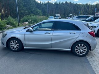 2013 Mercedes-Benz A-Класс 200 III (W176), серебристый, 1390000 рублей, вид 4