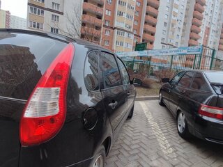 2010 Lada (ВАЗ) Kalina I, чёрный, 400000 рублей, вид 4
