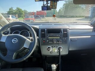 2011 Nissan Tiida I Рестайлинг, коричневый, 500000 рублей, вид 5