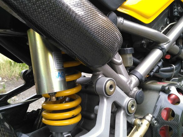 2001 Ducati Monster S4, жёлтый - вид 6