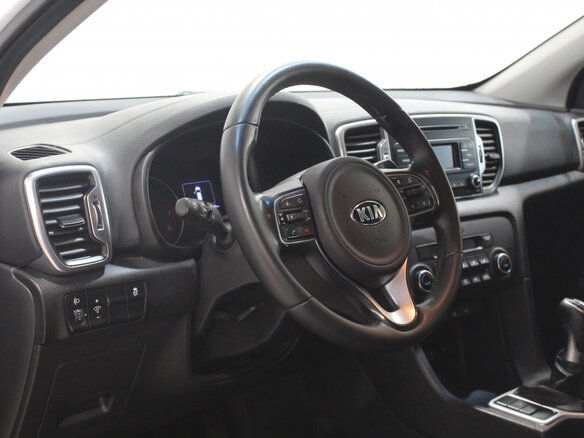 2017 Kia Sportage IV, белый - вид 12