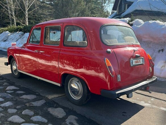 1982 Austin FX4, красный, 6500000 рублей - вид 5