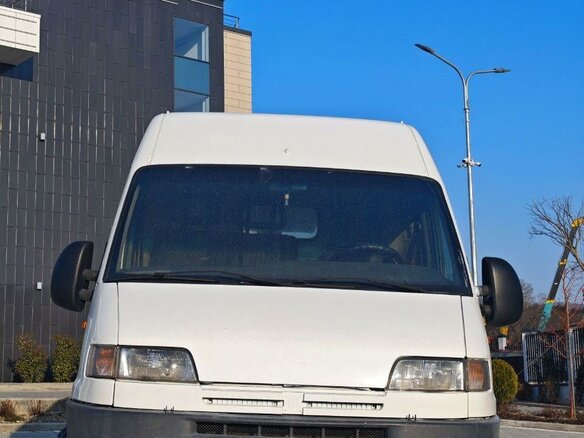 2000 Peugeot Boxer, белый, 500000 рублей - вид 4
